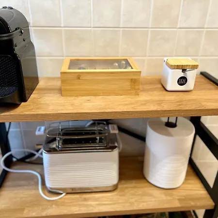 아파트 Lovely With A Sunny Terrace 또레비에하