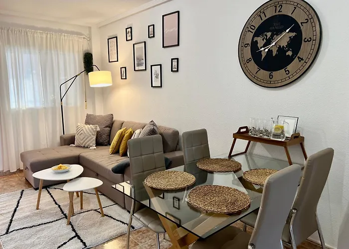 Apartment Lovely With A Sunny Terrace Torrevieja