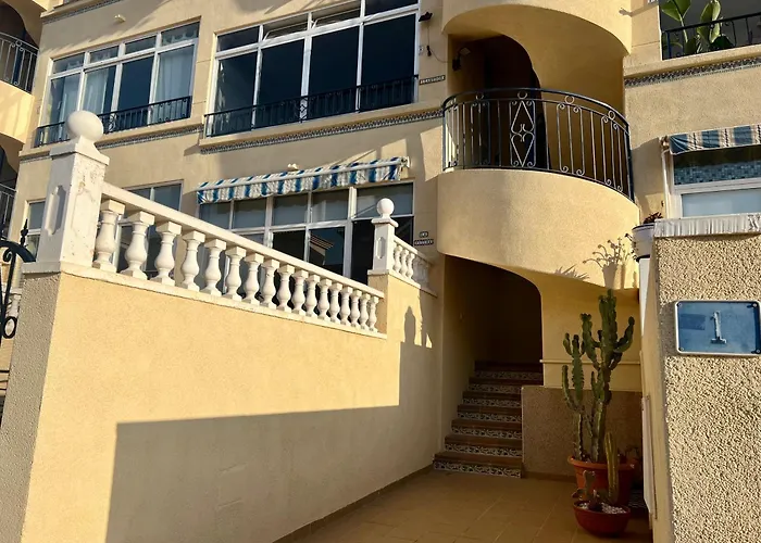 Apartment Lovely With A Sunny Terrace *